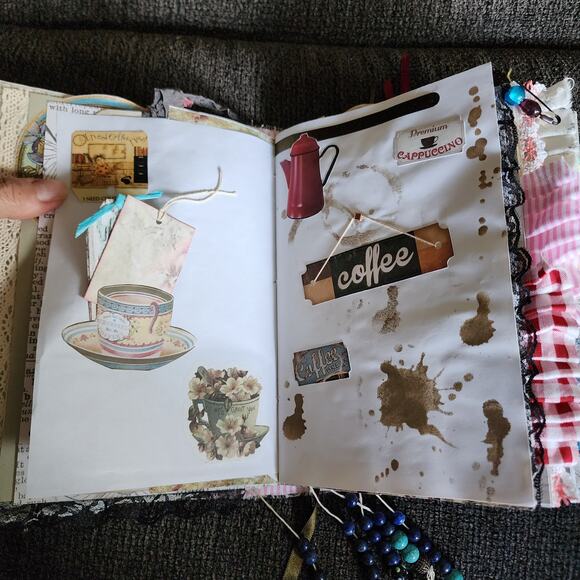 "More Than Happy" Junk Journal, 9in x 6in x 2.5in, 158pages - Picture 9 of 15